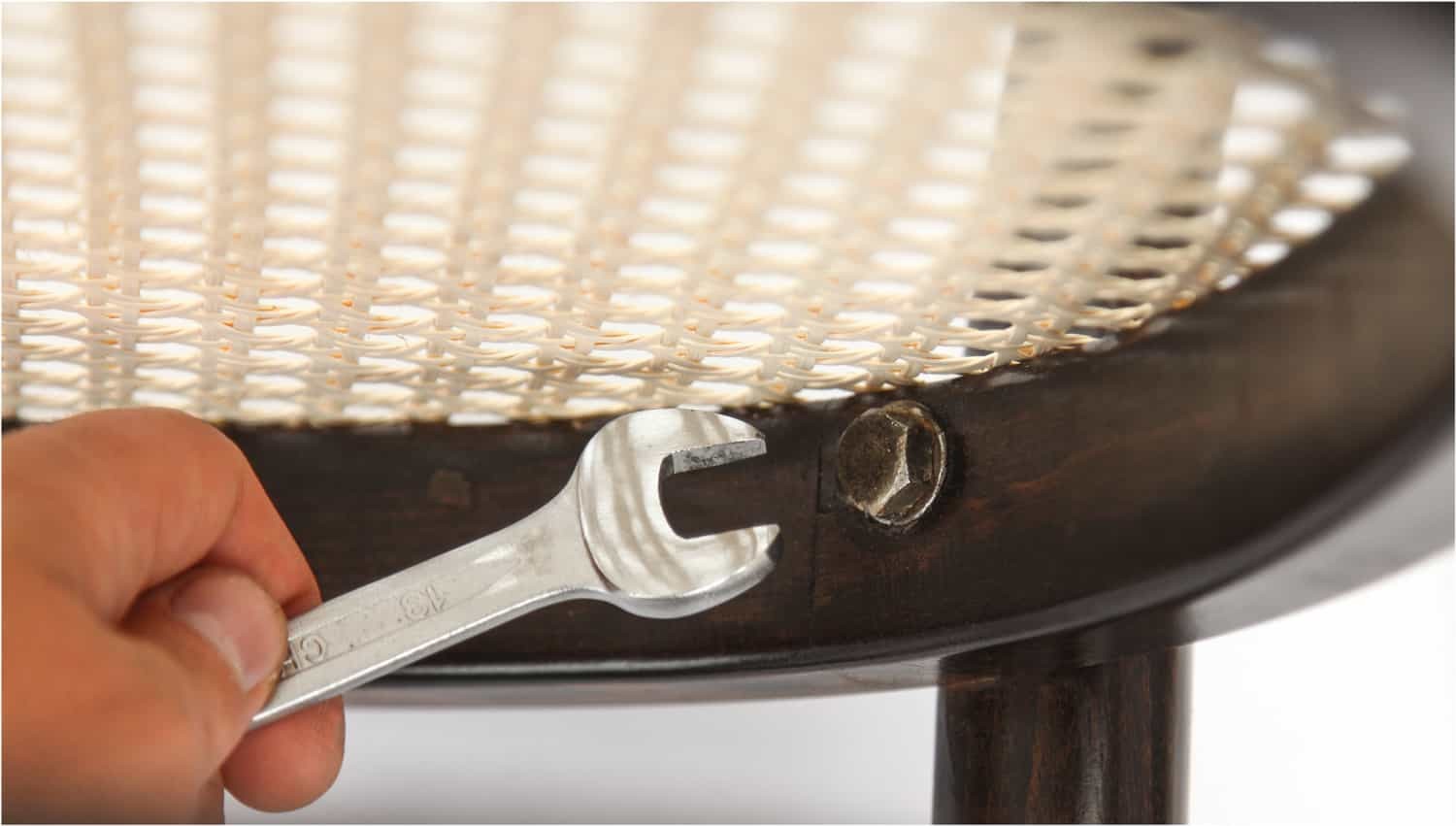 Thonet Stuhl Reparatur